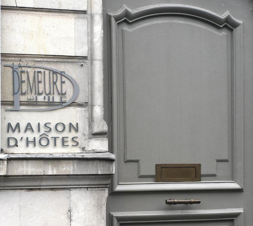Craon  La Demeure De L'Ile Bed & Breakfast エクステリア 写真