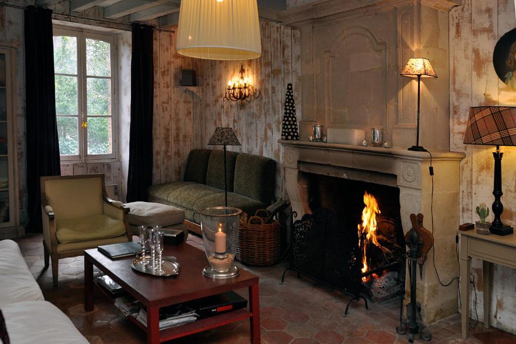 Craon  La Demeure De L'Ile Bed & Breakfast エクステリア 写真